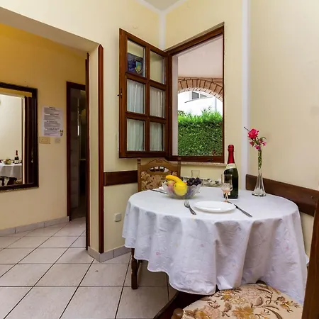 Fuer Zwei Personen By Interhome Apartman